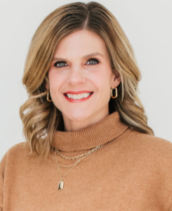 Dianne Fall Headshot