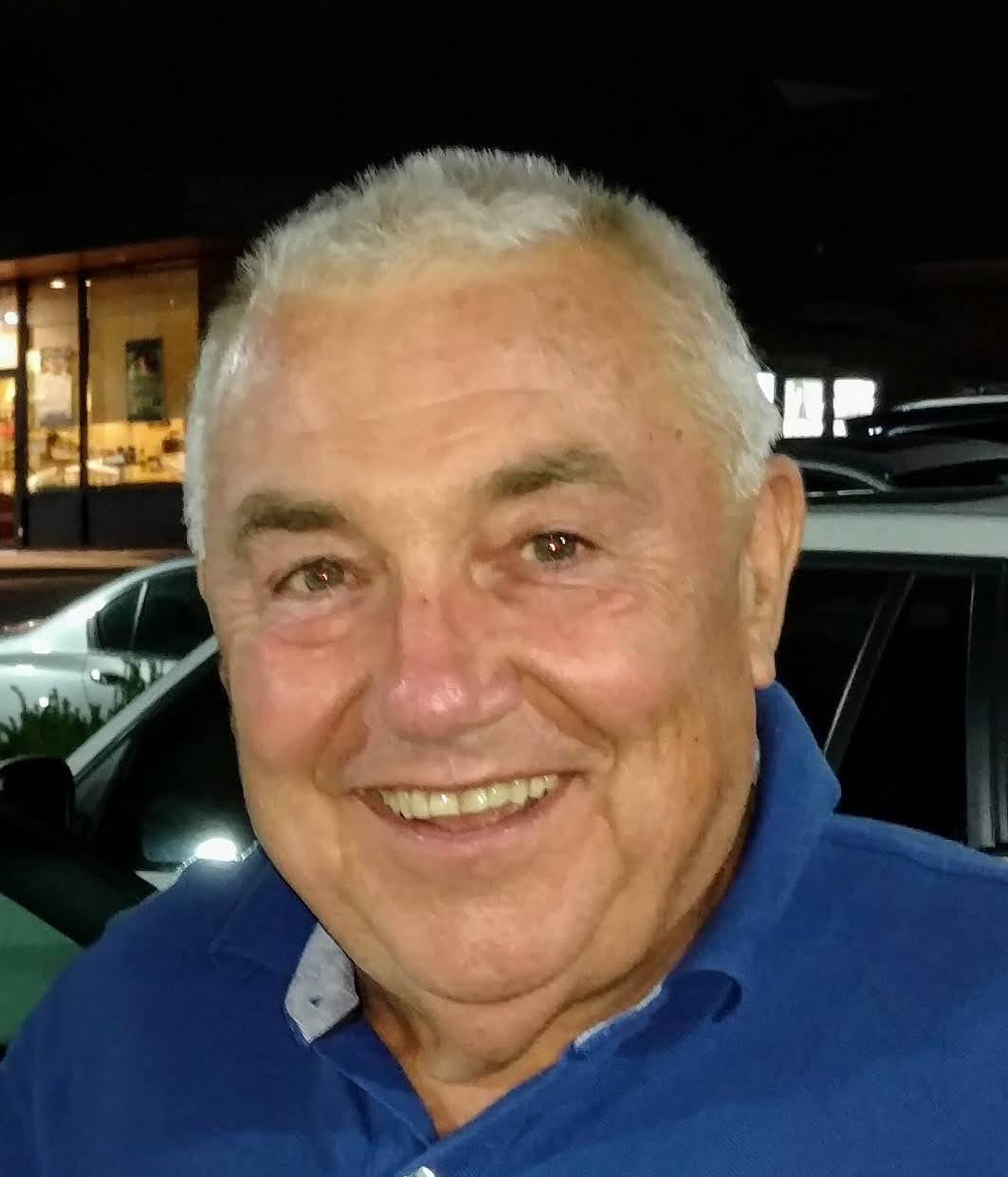 Phil Hannum headshot